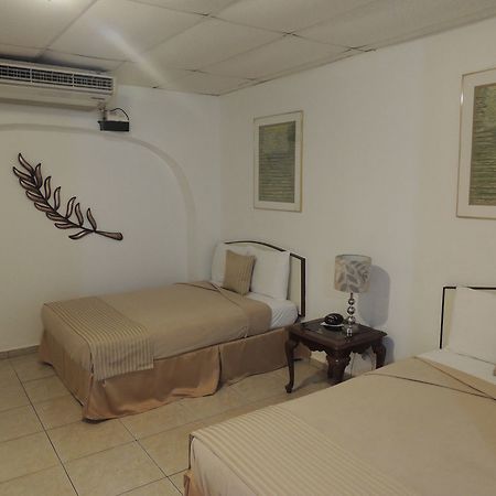 Hotel Colonial 马亚圭斯 外观 照片
