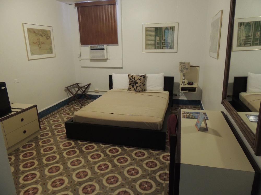 Hotel Colonial 马亚圭斯 外观 照片
